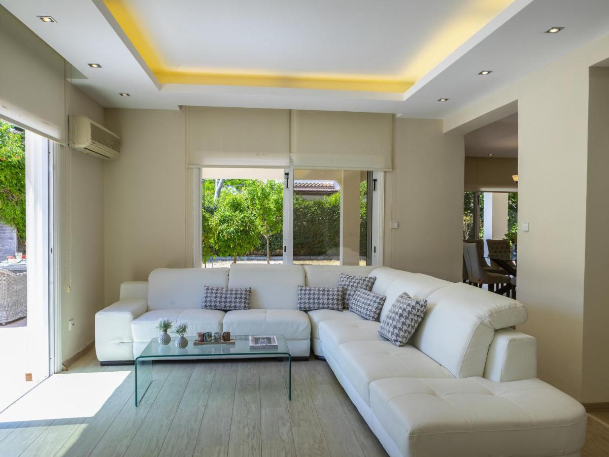 Meneou Seaside Mansion 7 Villa Larnaca Exterior foto